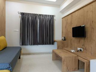 Serene Loft Lodge - 1