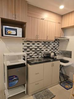 Homey Airport bnb 1BR w Wi-Fi - Manila - 1