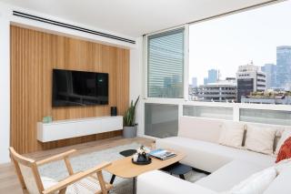 Mate Kalischer - By HOMY - 1