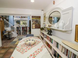 The Gables - Rugby - 4