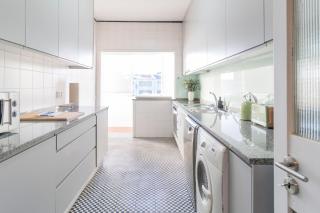 3BR Joyous Wonder by LovelyStay - Porto - 7