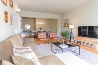 3BR Joyous Wonder by LovelyStay - Porto - 5