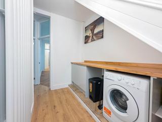 Comfy super king - Southend-on-Sea - 6
