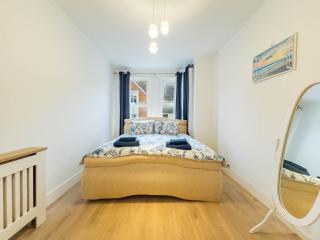 Comfy super king - Southend-on-Sea - 5