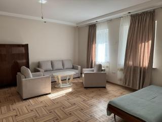 Comfortable Stay in Erebuni - Yerevan - 6
