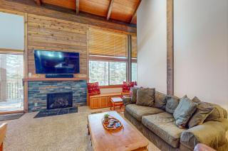 Indian Hills Hideaway - Ponderosa Fairway Estates - 3