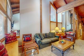 Indian Hills Hideaway - Ponderosa Fairway Estates - 1