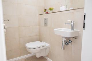Best City Location 2-Bedroom Apartment - Bratislava - 2