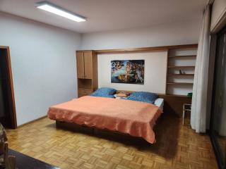 Villa Casa Blanca mit Privatem Schwimmbad 26 grad und Sauna - Duisburgo - 1