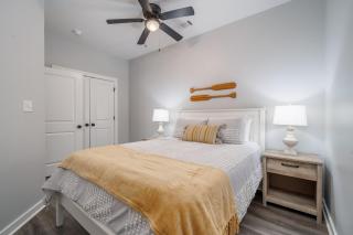 Lakefront Oasis with Game Room! - Lake Hamilton - 5
