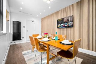 Modern 6-Bedroom Home - Sleeps 12 - Parking - Garden 568P - Birmingham - 8