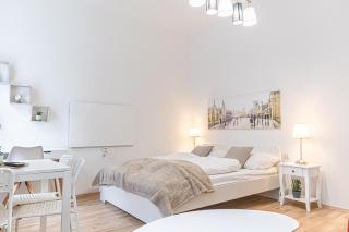 Economy City Living 1BR Apt in Great Location - Vienna - 0