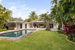 Upscale Kailua Getaway Steps to Swim Beach! - Kailua - 0