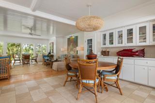 Upscale Kailua Getaway Steps to Swim Beach! - Kailua - 2