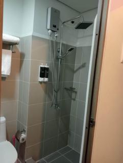 La Chicka Staycation in Coast Residences - Manila - 7