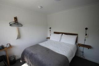 Ocean View Bar & Rooms - 5