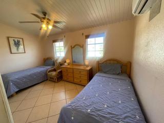 Delightful waterfront villa close to the beach - Jolly Harbour - 6