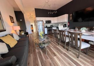 See NY Now Sleeps 21 - 7