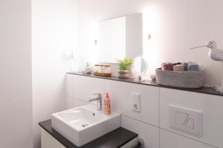 MiCasa OL - Deluxe Apartment mit Stil - Carport Stellplatz - Küche - WLAN - 3,7 KW Steckdose für E Auto - Terrasse - Oldemburgo - 7