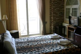 Petit Palais Hotel - Loutraki - 2