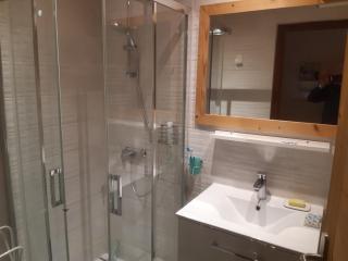 Studio cabine au centre, balcon sud, parking, proche pistes et commerces - FR-1-459-89 - La Clusaz - 3