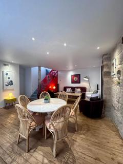 Atypique Loft avec Clim et Patio en Hyper Centre - 8