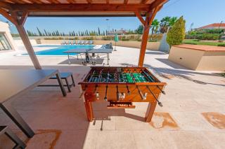 Stunning Villa with Heated Pool, Garden, BBQ - Quarteira - 6