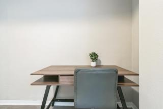 Crest At Peachtree 215 Spacious 1 Bd 1 Bth - Atlanta - 2