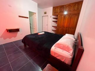 Hostal Neptuno - Puerto Villamil - 4
