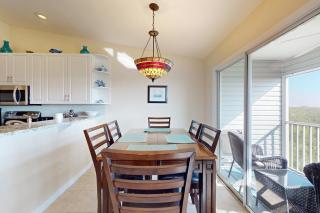 Sandy Pointe - 2