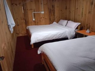 Dhorpatan Community Hotel - - 5