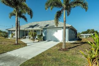 "canal Dreams" 3 Br2 Ba Pool Home On The Canal - Port Charlotte - 0