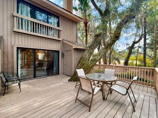 203 Beachwalk - Spacious Villa Accommodates Up to Seven Guests, Featuring a Grill, Deck, and Balcony for Plenty of Outdoor Space - 0