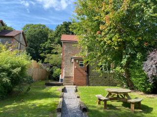 Willow Cottage - Longney - 0