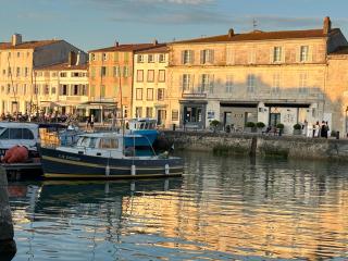 Vue sur le port - Saint-Martin-de-Ré - 0