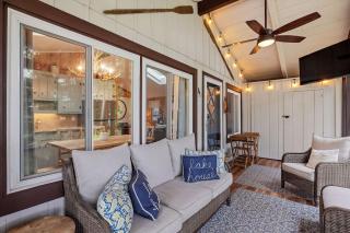 Lakeside 3BR Retreat with Dock Hot Tub - Sleeps 6 - 4