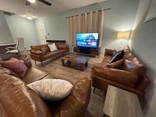 3 Bedroom Townhouse-Max 8 guests - Charlotte - 6
