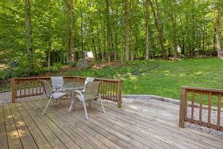 Tranquil 3BR Retreat Game Room Deck Beach Pass - Center Harbor - 7