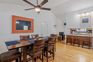 Tranquil 3BR Retreat Game Room Deck Beach Pass - Center Harbor - 1