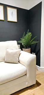 Spacious and well equipped 5-bed Home in Bedford, close to main routes - Bedford - 2