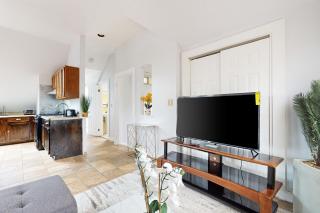 Boston’s Convenient Gem - Boston - 6