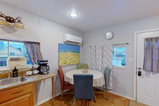 Downtown Lake Cottage - Polson - 5