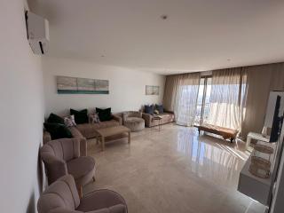 Luxury Seafront Apartment with Stunning Ocean Views - Casablanca - 0