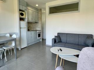 Cozy Apartment in Estartit with Communal Pool - L'Estartit - 8