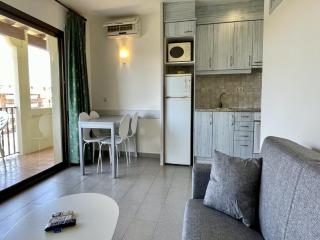 Cozy Apartment in Estartit with Communal Pool - L'Estartit - 7