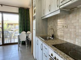 Cozy Apartment in Estartit with Communal Pool - L'Estartit - 6