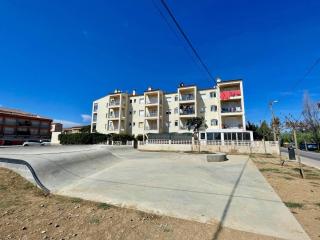Apartment near Els Griells Beach with Pool - L'Estartit - 3