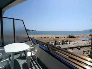 Apartment in Estartit by the Beach & Pool - L'Estartit - 4