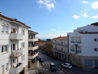 Apartment in L Escala near Stunning Beaches - L'Escala - 4