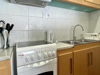 Apartment in Spain near Coastal Attractions - L'Escala - 8
